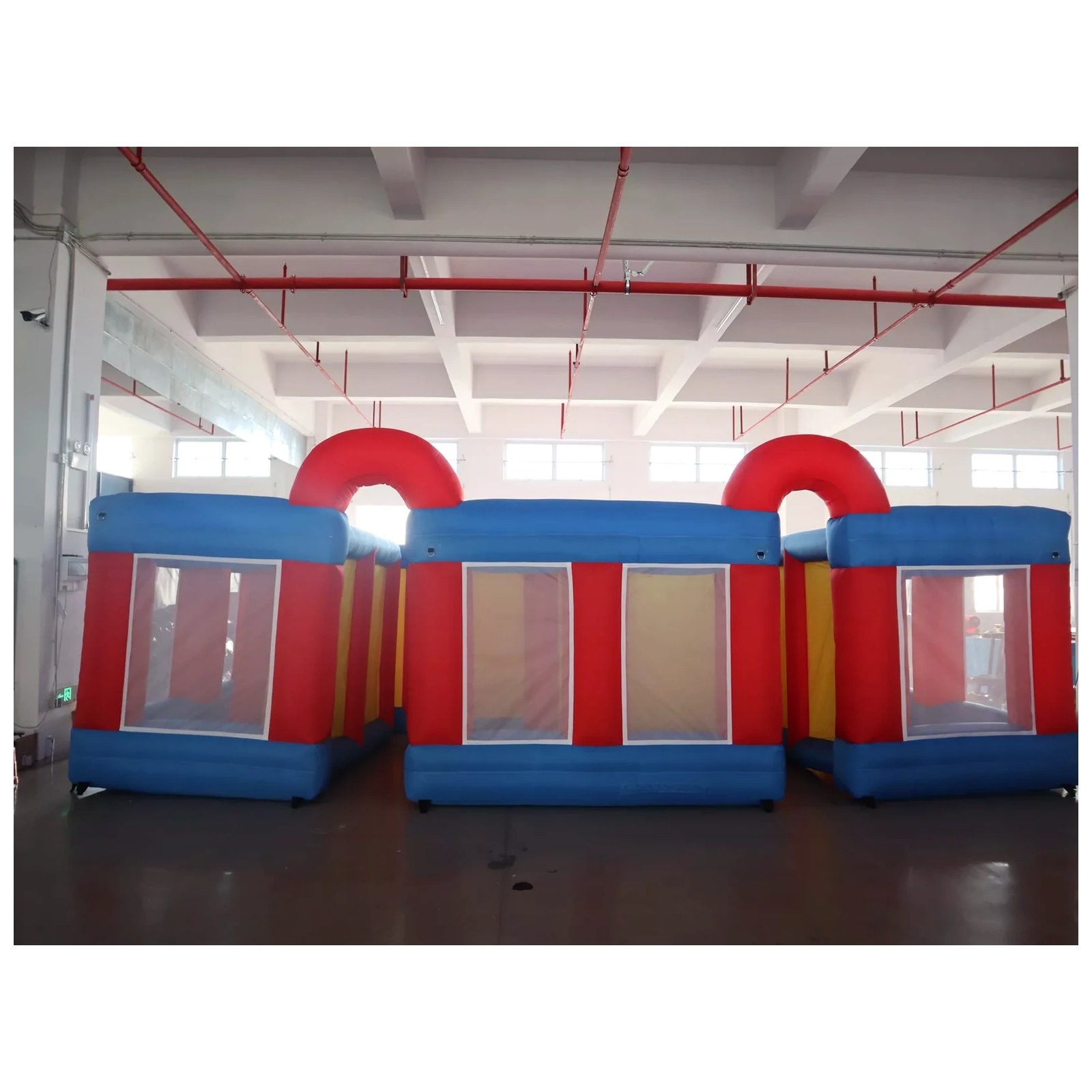เขาวงกตเป่าลมขนาดใหญ่สีแดงน้ำเ - Kids Outdoor Inflatable บทวิจารณ์และราคา
